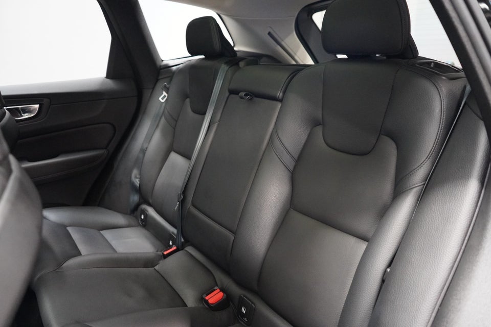 Volvo XC60 2,0 T6 ReCharge Inscription aut. AWD 5d