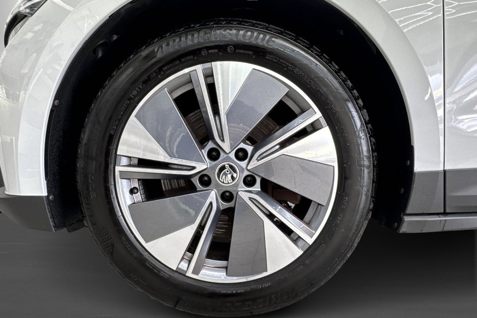 Skoda Enyaq 80 iV Suite 5d