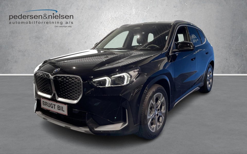 BMW iX1 xDrive30 X-Line 5d