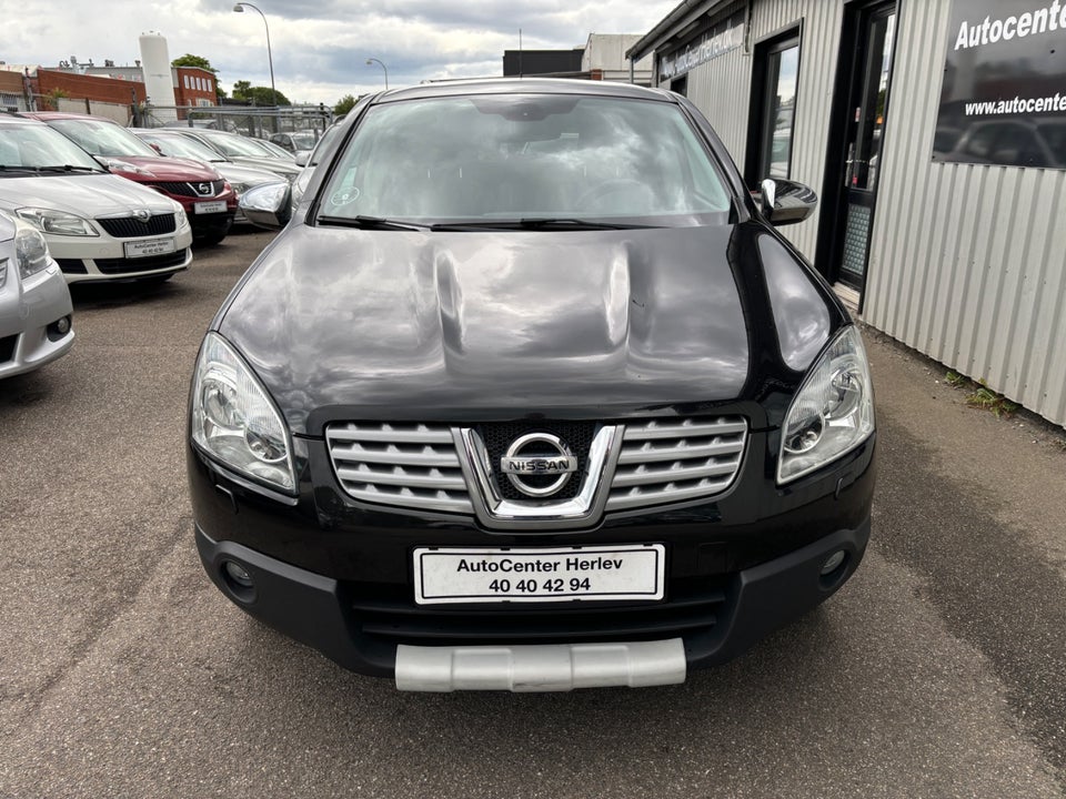 Nissan Qashqai 1,6 Tekna 5d