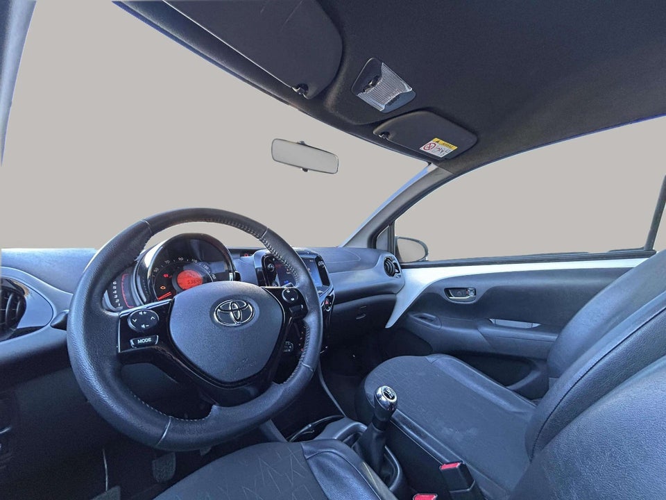 Toyota Aygo 1,0 VVT-i x-cite 5d