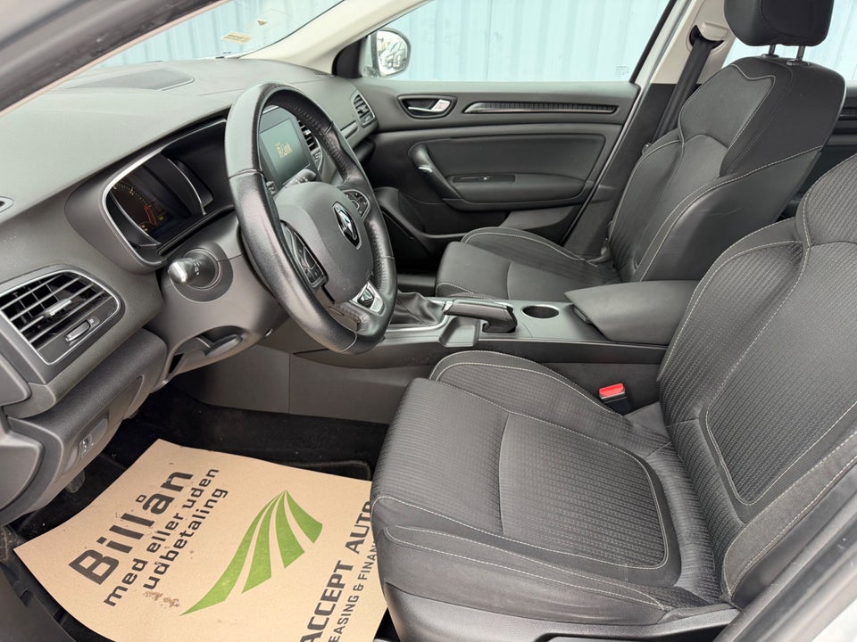 Renault Megane IV 1,2 TCe 100 Zen Sport Tourer 5d