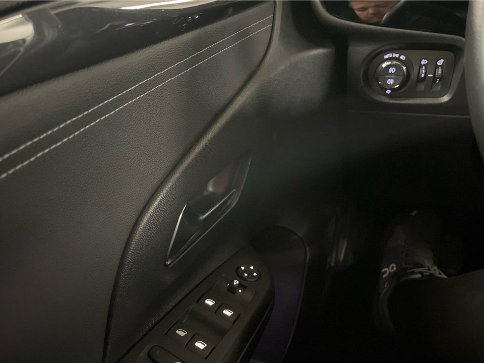 Opel Corsa 1,2 T 100 Sport 5d