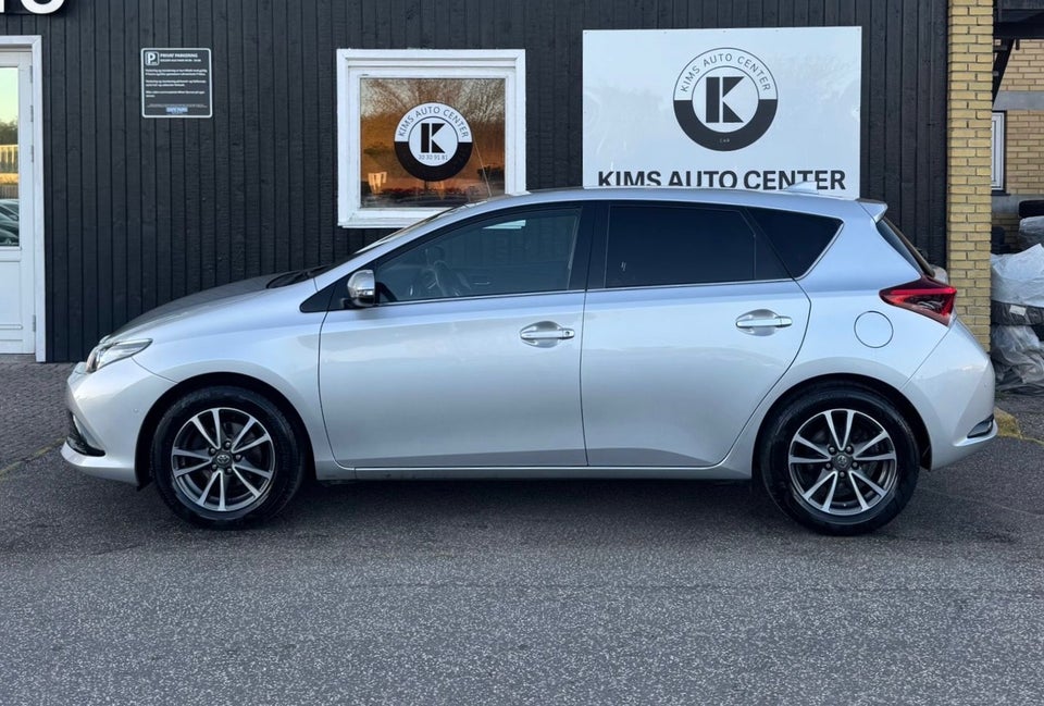 Toyota Auris 1,2 T T2 Comfort 5d