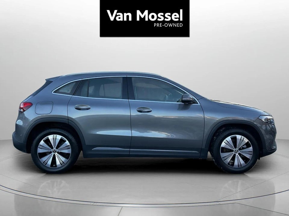 Mercedes EQA250 Progressive 5d