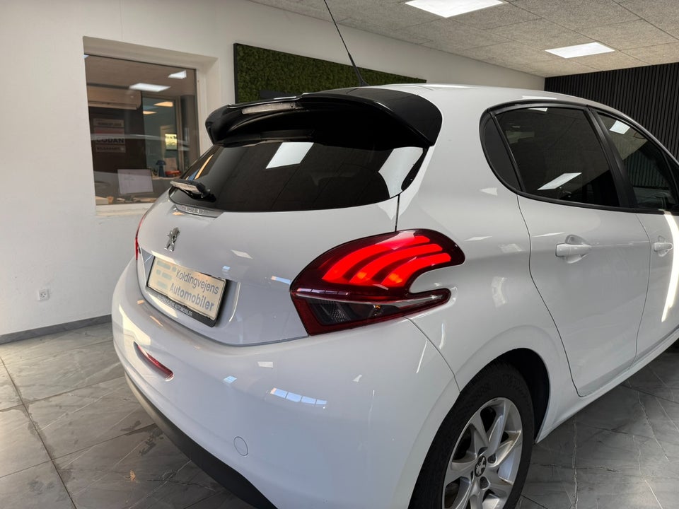 Peugeot 208 1,6 BlueHDi 75 Active 5d