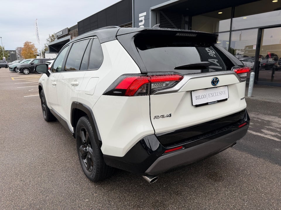 Toyota RAV4 2,5 Hybrid H3 Style MDS 5d