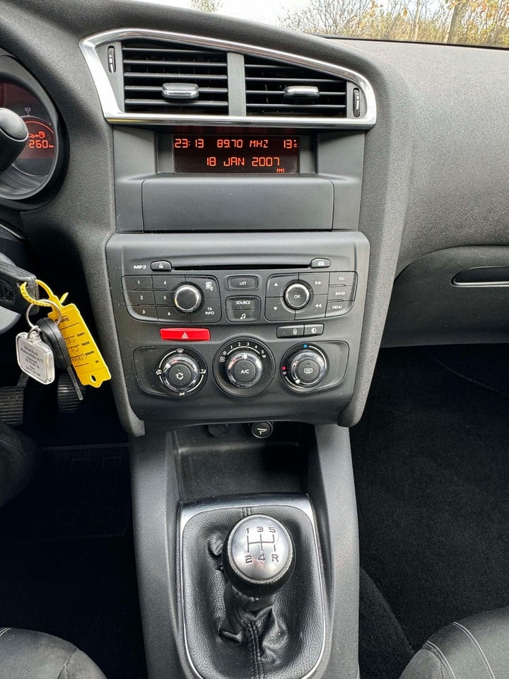 Citroën C4 1,6 HDi 92 Comfort 5d