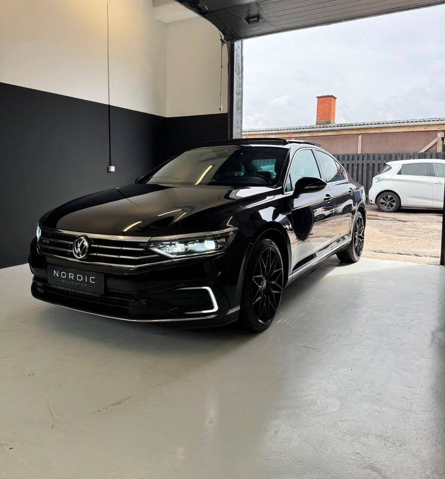 VW Passat 1,4 GTE DSG 4d