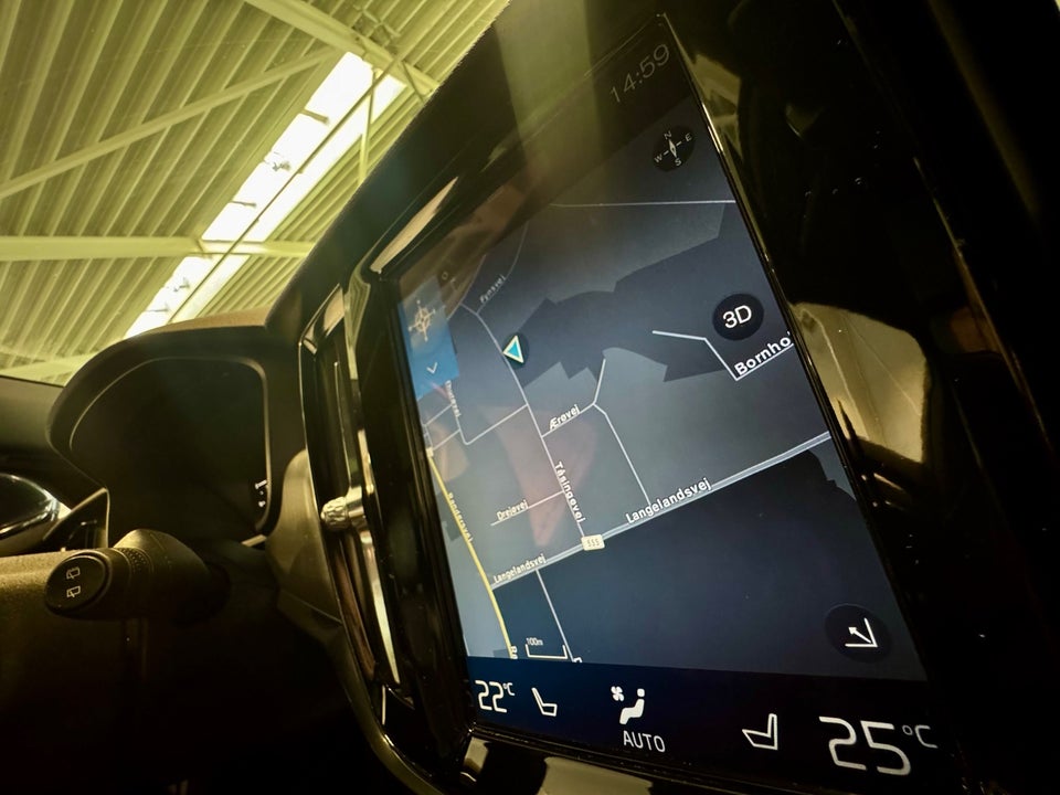 Volvo V90 2,0 T5 254 Momentum aut. 5d