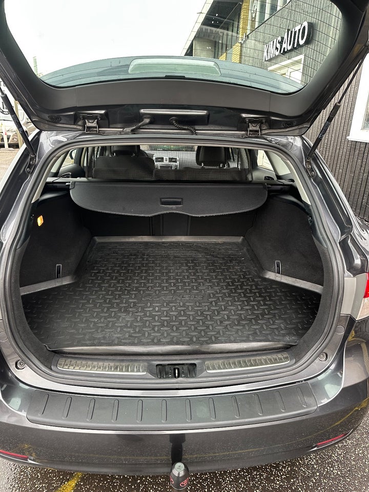 Toyota Avensis 1,8 VVT-i T2 Touch stc. 5d