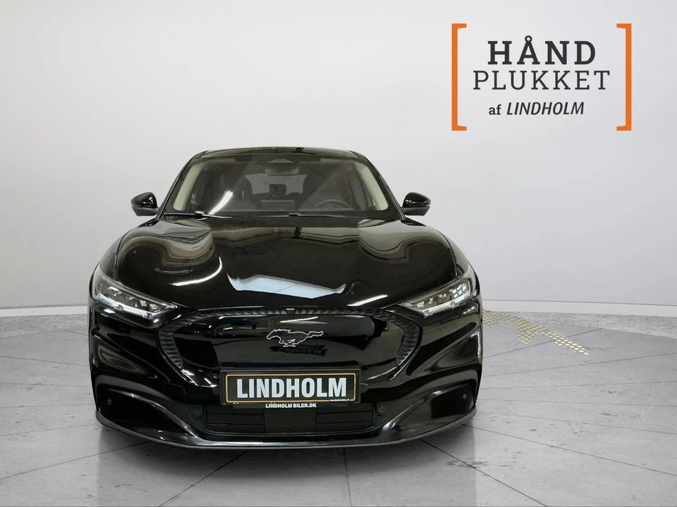 Ford Mustang Mach-E 68 Standard Range 5d