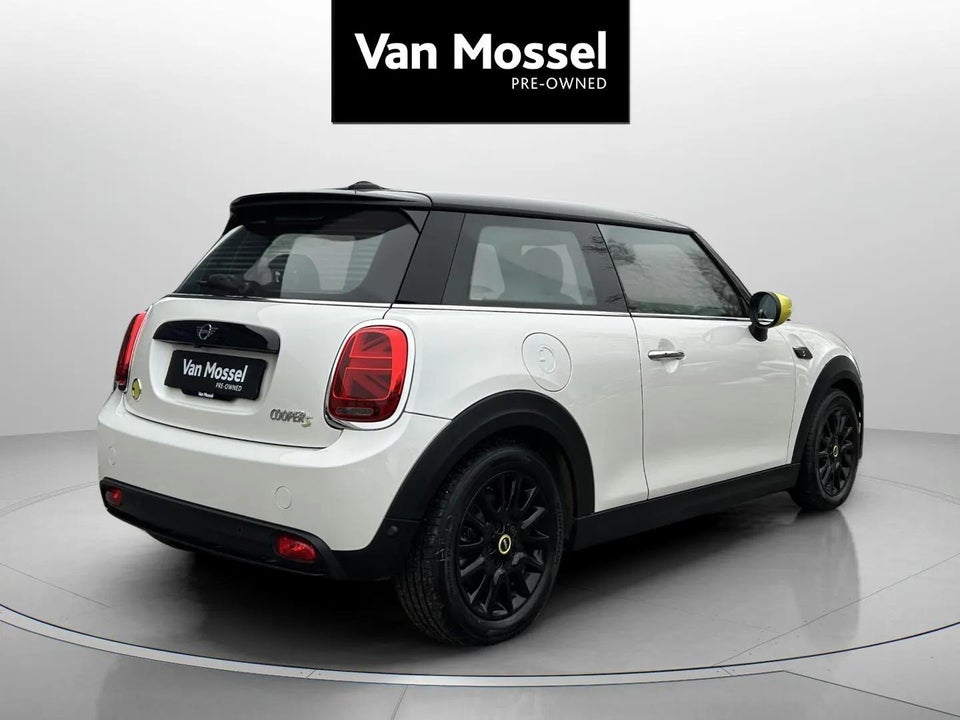 MINI Cooper SE Edition Premium Plus 3d