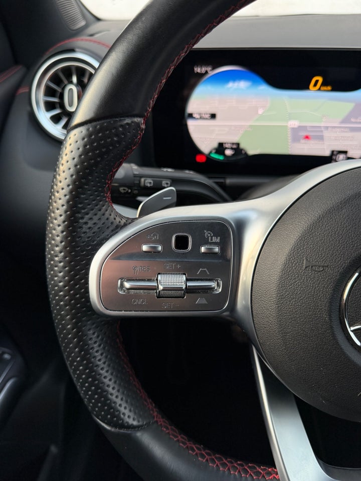 Mercedes EQA250 AMG Line 5d