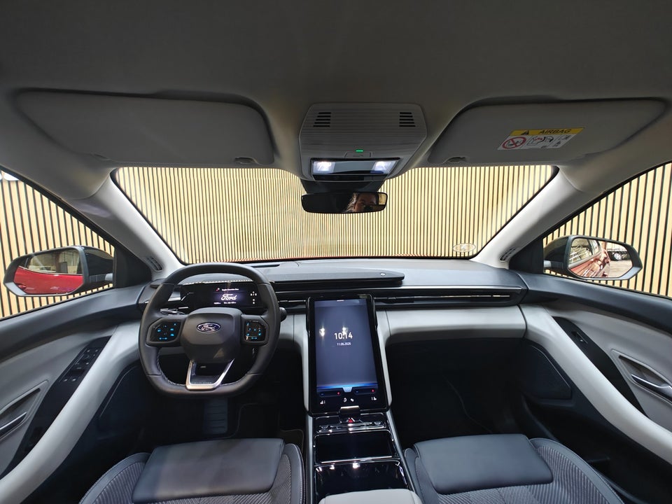 Ford Explorer 79 Select Extended Range AWD 5d