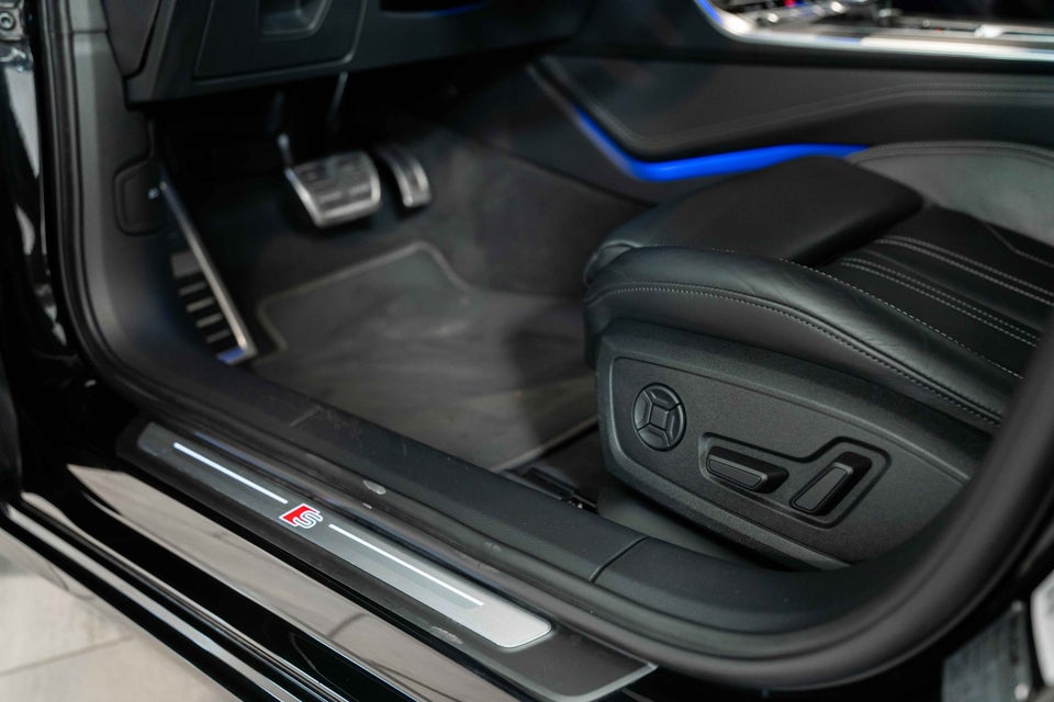 Audi A6 55 TFSi e S-line Avant quattro S-tr. 5d