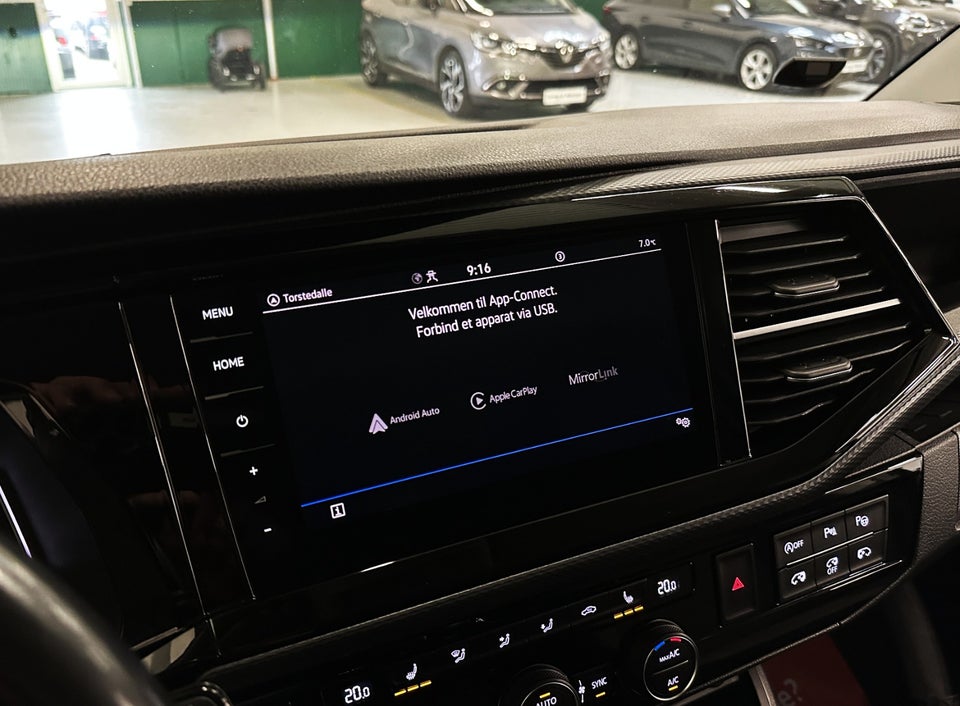 VW Multivan 2,0 TDi 199 Highline DSG kort