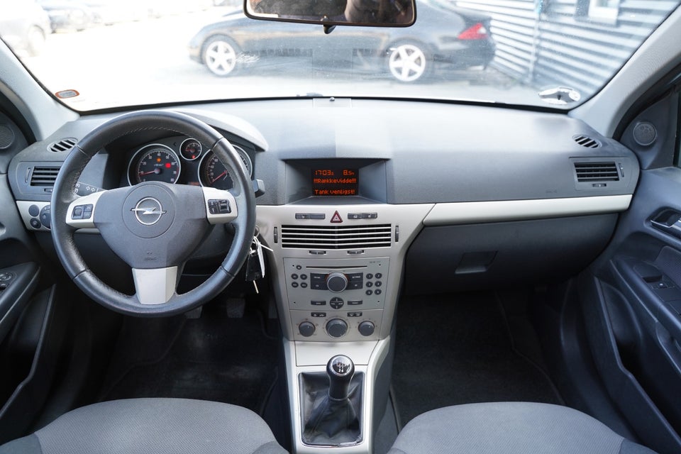 Opel Astra 1,8 16V 140 Enjoy Wagon 5d
