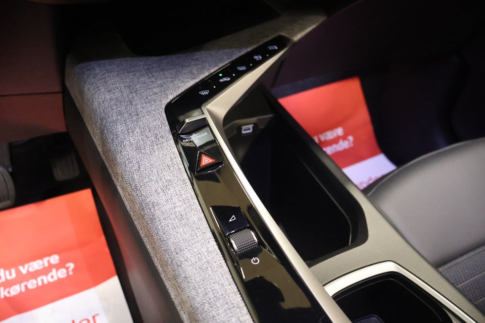 Peugeot e-5008 77 Allure Pack 7prs 5d