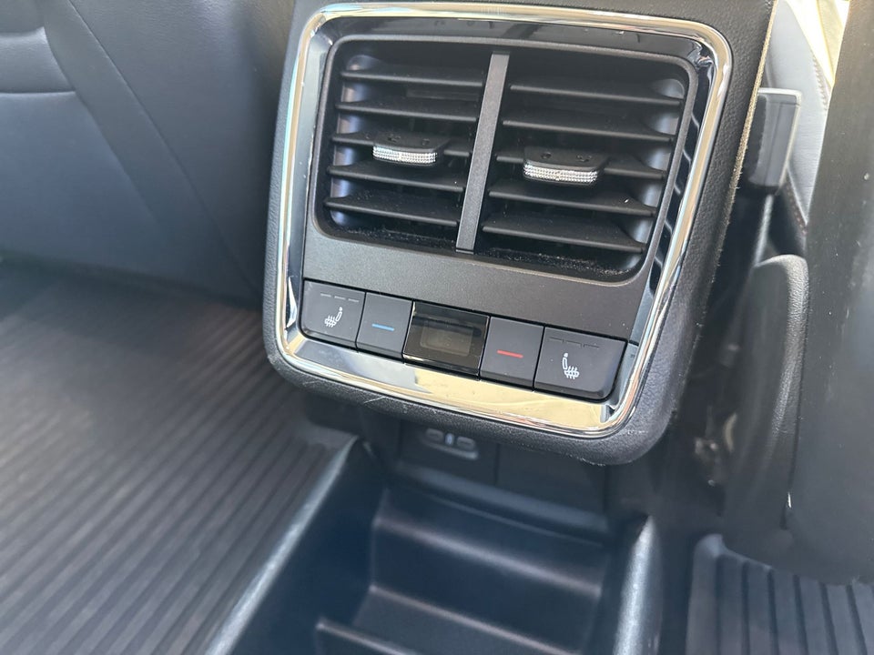 Skoda Enyaq 80 iV Suite 5d