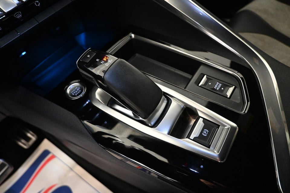 Peugeot 3008 1,6 Hybrid First GT EAT8 5d