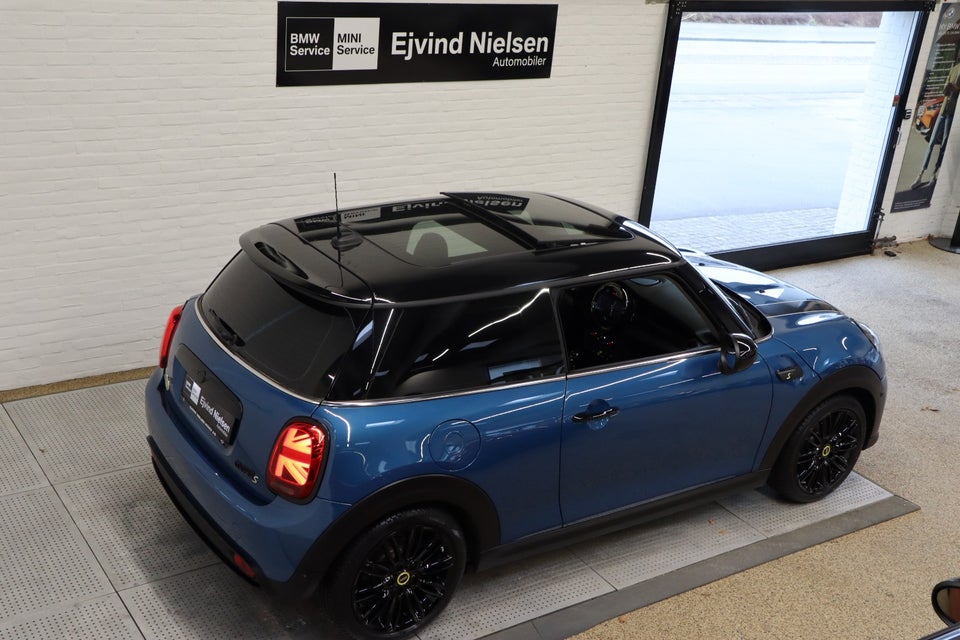 MINI Cooper SE Edition Premium Plus 3d
