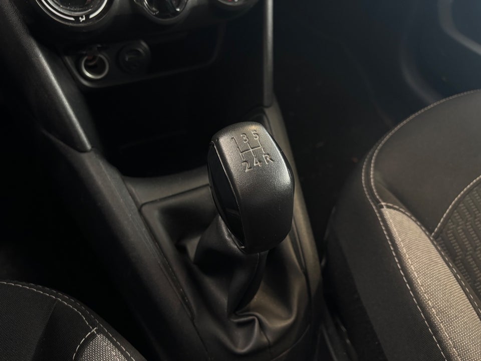 Peugeot 208 1,6 BlueHDi 100 Active 5d