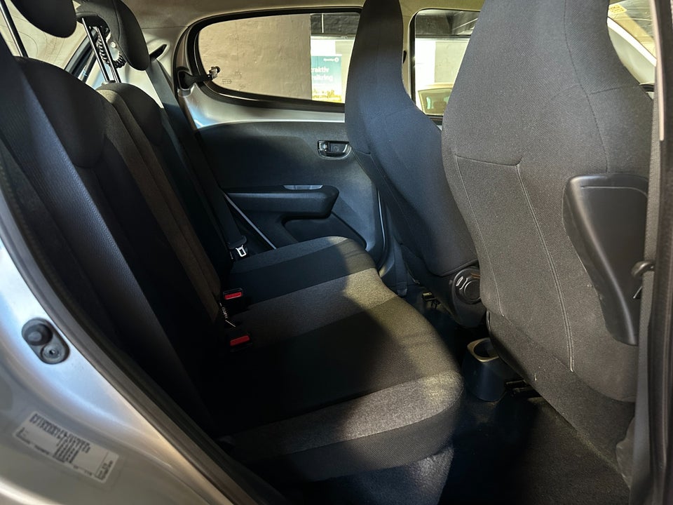 Citroën C1 1,2 PureTech Feel 5d