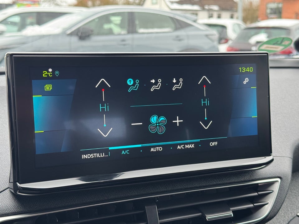 Peugeot 3008 1,6 Hybrid First Selection EAT8 5d