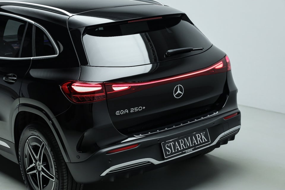 Mercedes EQA250+ AMG Advance 5d