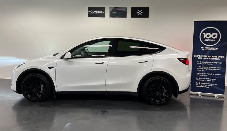 Tesla Model Y Long Range AWD 5d
