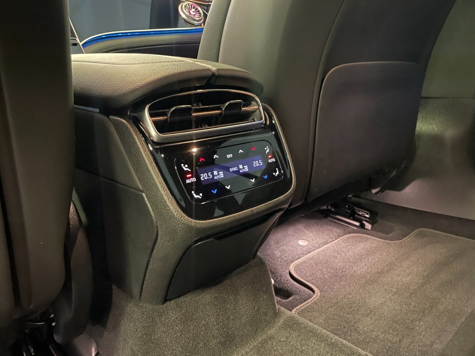 Mercedes EQE350+ Electric Art 4d