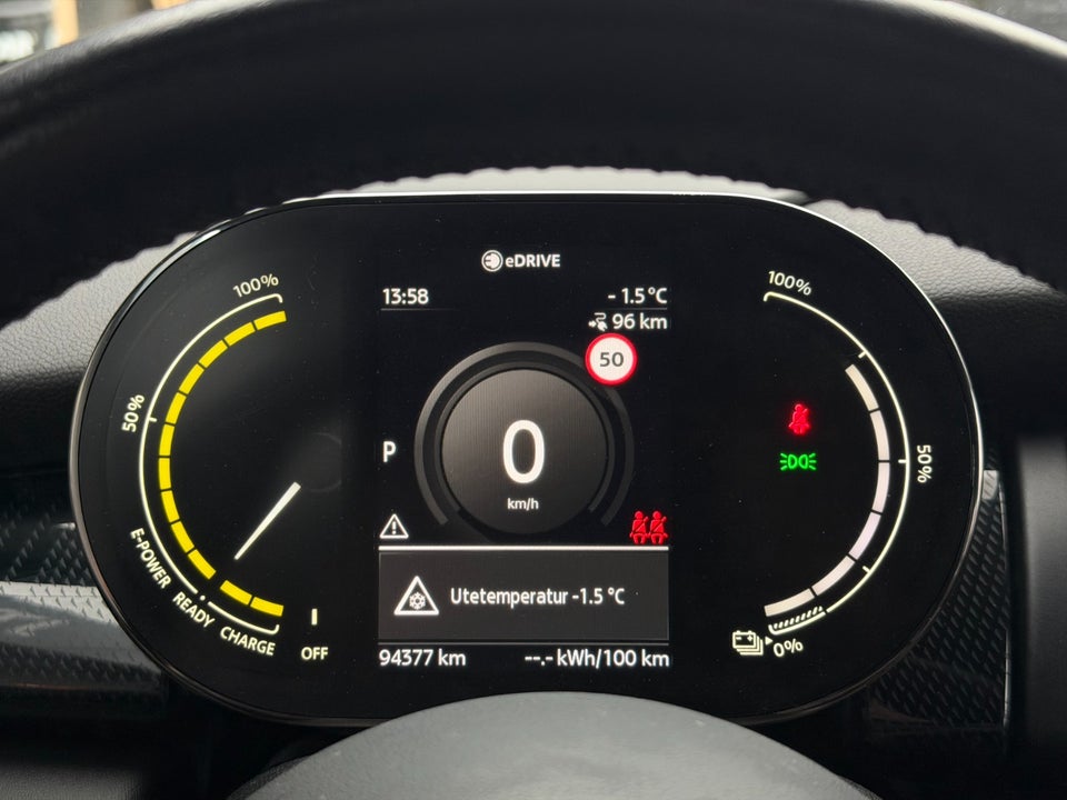 MINI Cooper SE Trim L 3d