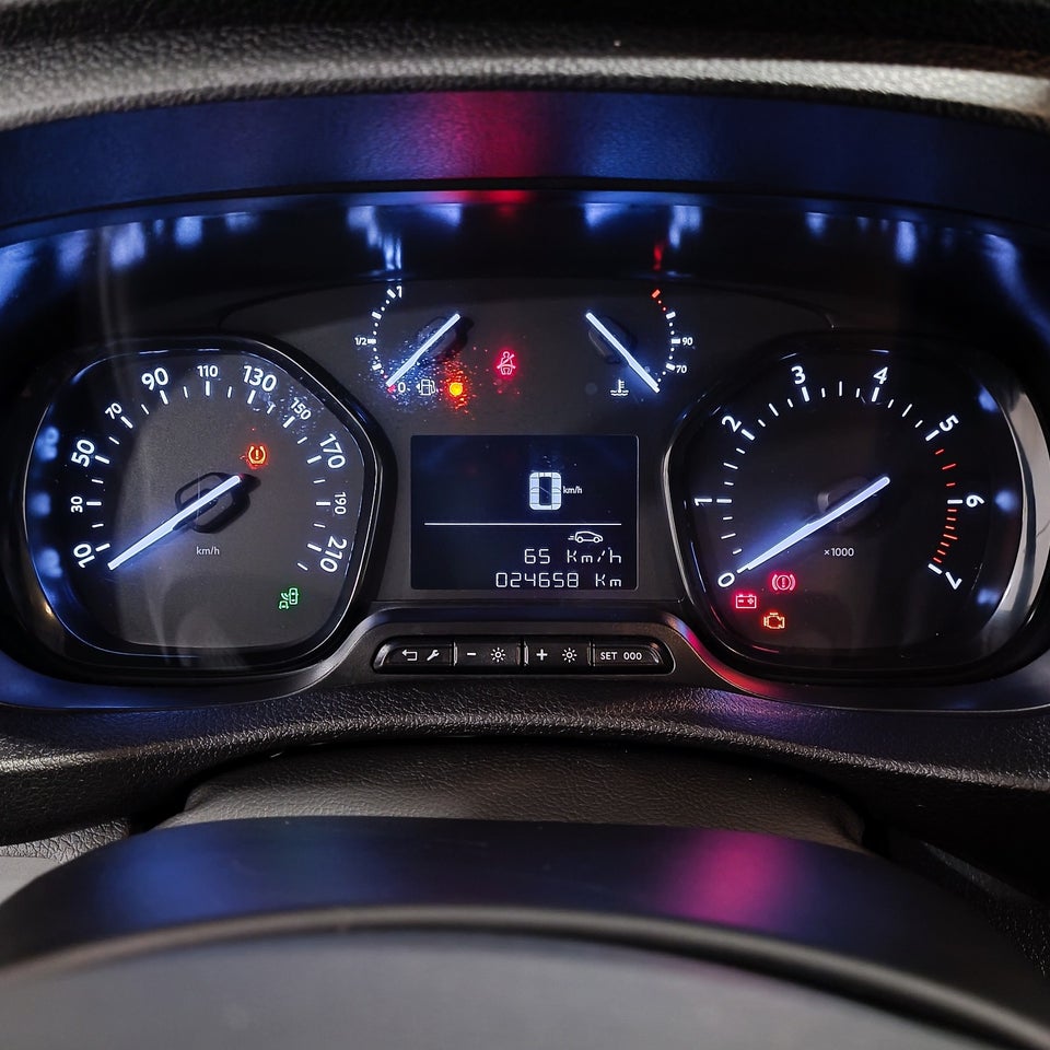 Citroën Jumpy 2,0 BlueHDi 140 L3 MasterLine