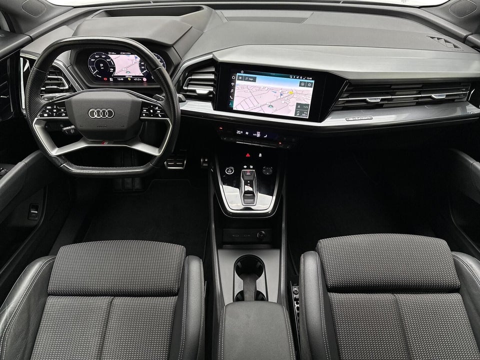 Audi Q4 e-tron 50 S-line quattro 5d