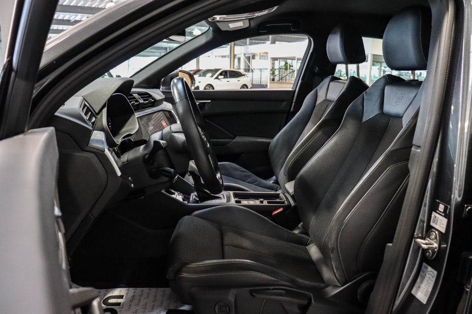 Audi Q3 45 TFSi e S-line plus S-tr. 5d