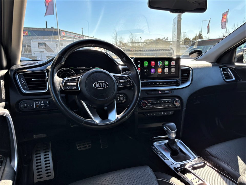 Kia Ceed 1,6 PHEV Upgrade Premium SW DCT 5d