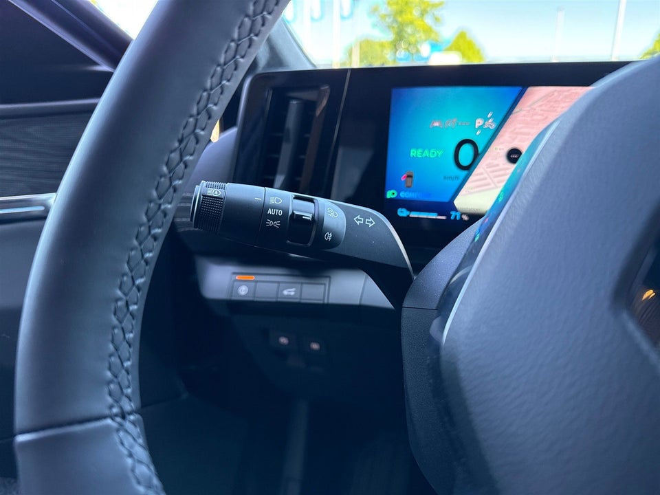 Renault Scenic E-Tech 87 Iconic 5d