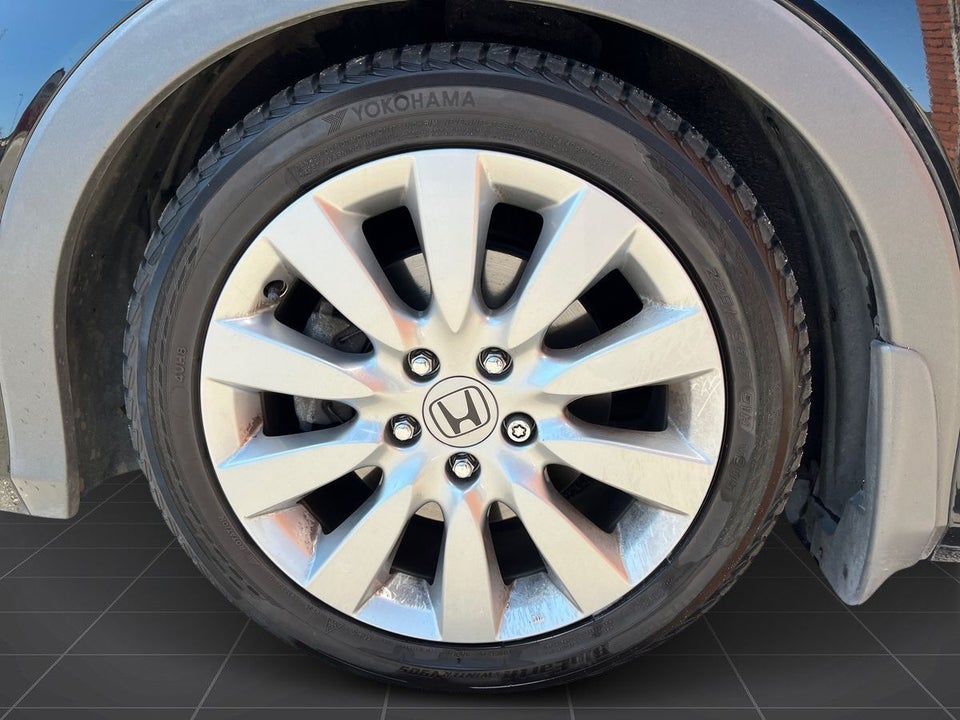 Honda Civic 1,8 i-VTEC Executive 5d