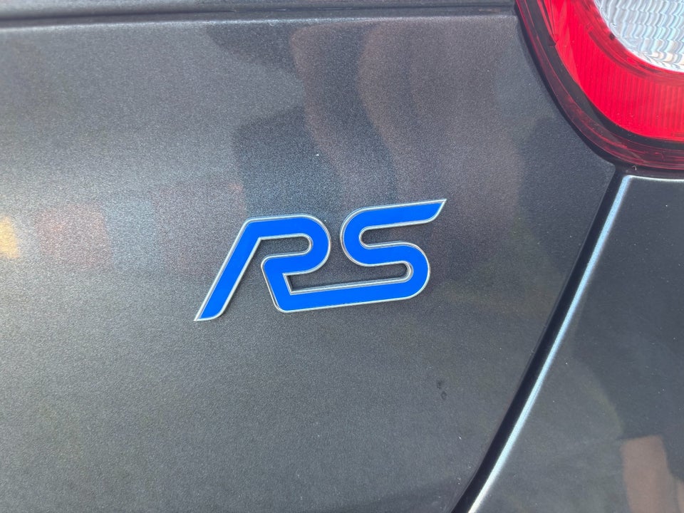 Ford Focus 2,3 SCTi 350 RS 5d