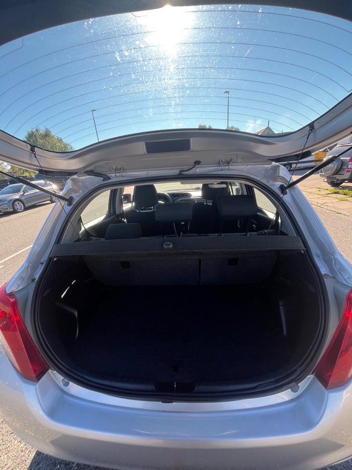 Toyota Yaris 1,0 VVT-i T2 Touch 5d