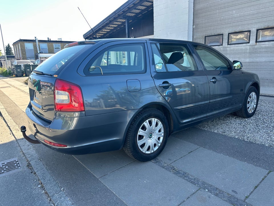 Skoda Octavia 1,2 TSi 105 Ambiente Combi 5d