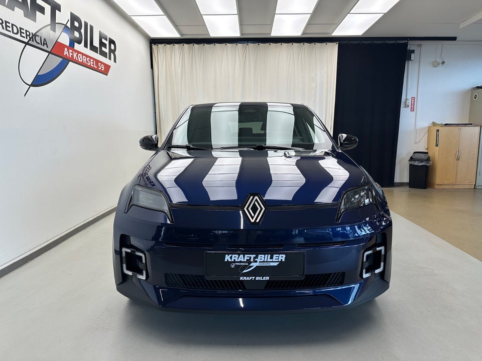 Renault 5 E-Tech 40 Techno 5d