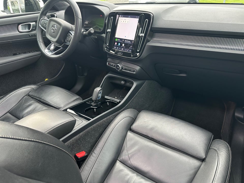 Volvo XC40 P8 ReCharge Twin Pro 5d