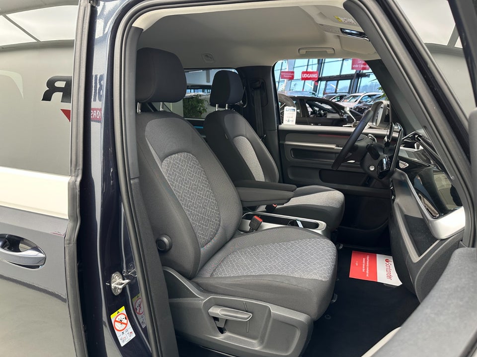 VW ID.Buzz 77 Pro SWB 5d