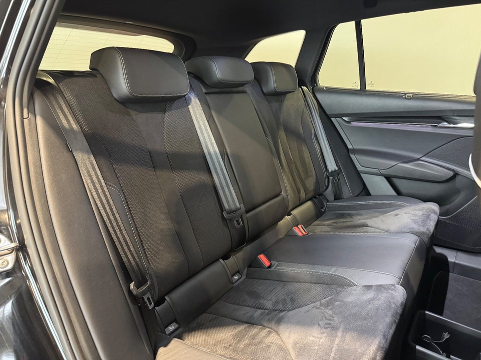 Skoda Enyaq 80 iV Sportline 5d