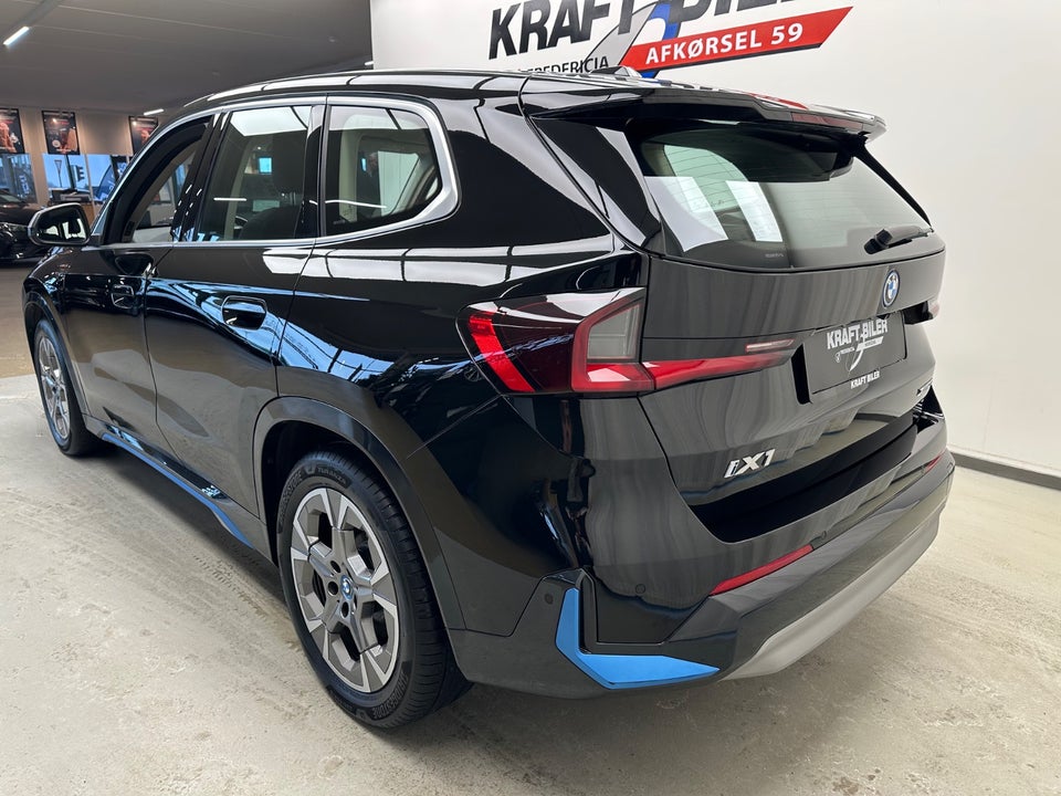 BMW iX1 xDrive30 X-Line 5d