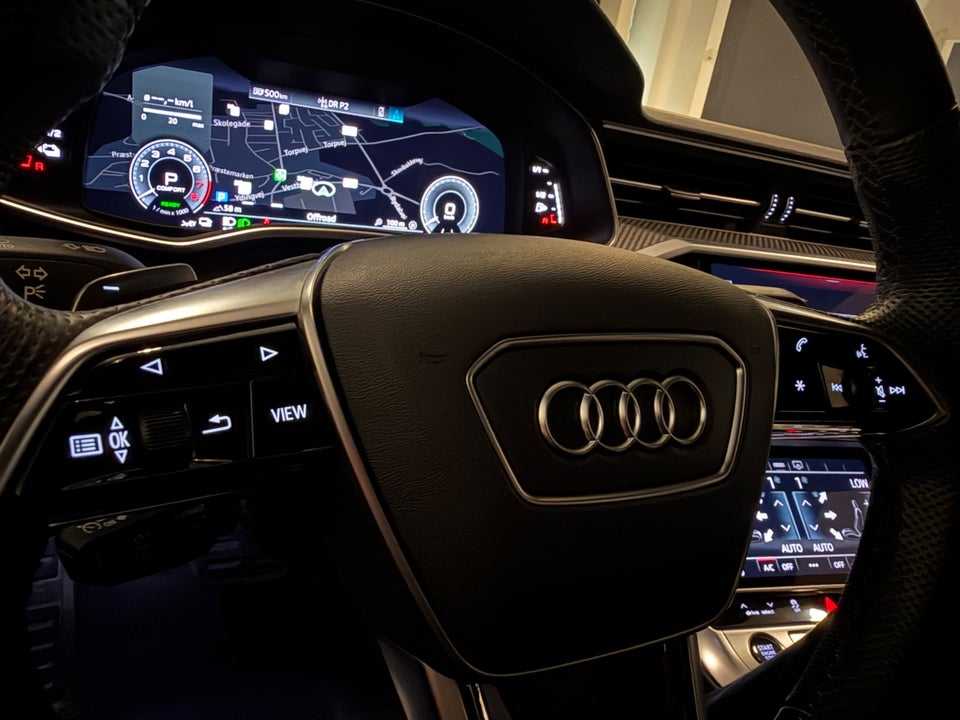 Audi A6 55 TFSi e S-line Avant quattro S-tr. 5d