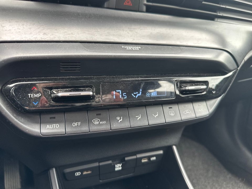 Hyundai i20 1,0 T-GDi Essential DCT 5d