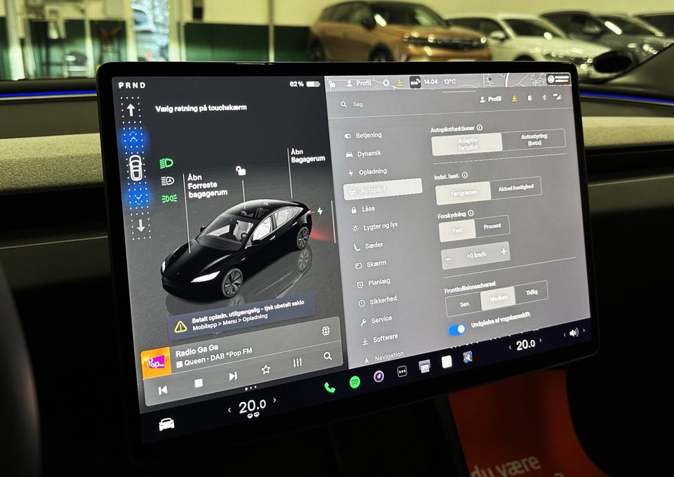Tesla Model 3 Long Range AWD 4d